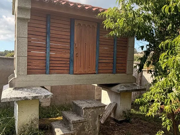 Casa de pueblo en Callobre s/n - Foto 3