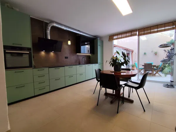 Chalet adosado en Centre Vila - La Geltrú, Centre Vila - La Geltrú - Foto 4