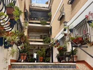 Piso en  Calle Historiador Domínguez Ortiz 15 - Foto 1