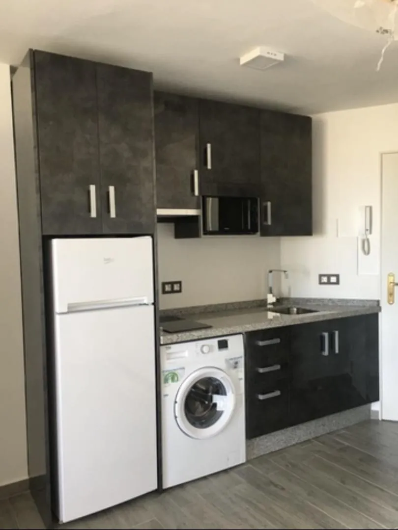 Piso en  Calle Hermanos Álvarez Quintero 1 - Foto 5