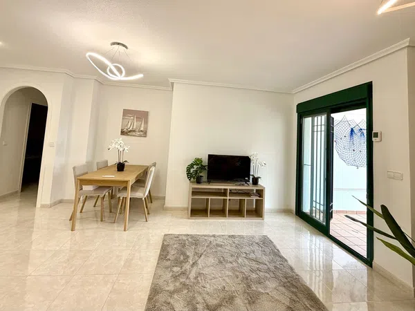 Piso en Avenida de Ibiza, 24, Lomas de Campoamor - Foto 3