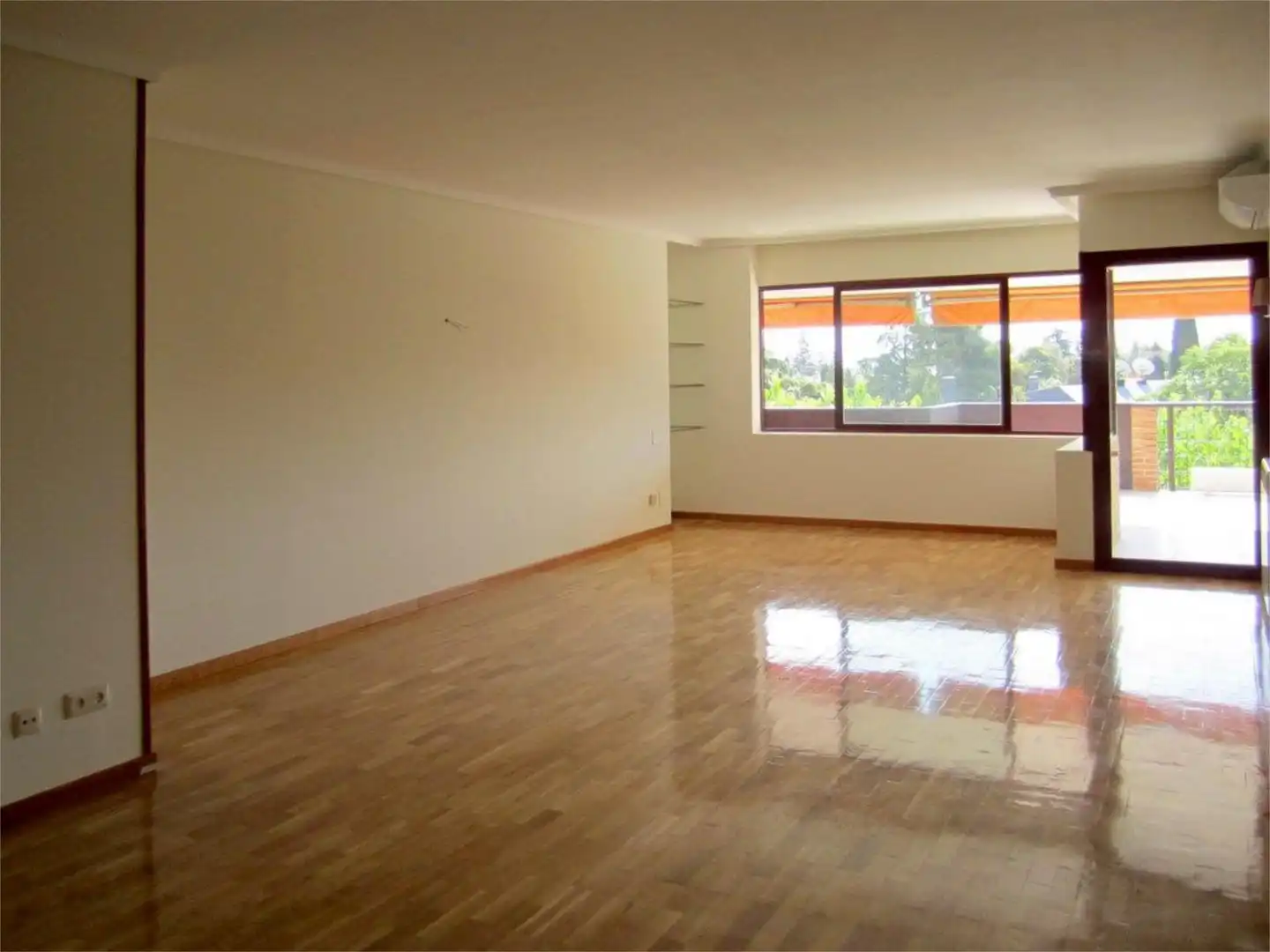 Piso en  Avenida de los Madroños 15 - Foto 7