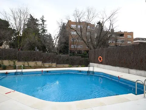 Piso en calle de Arturo Soria, 127