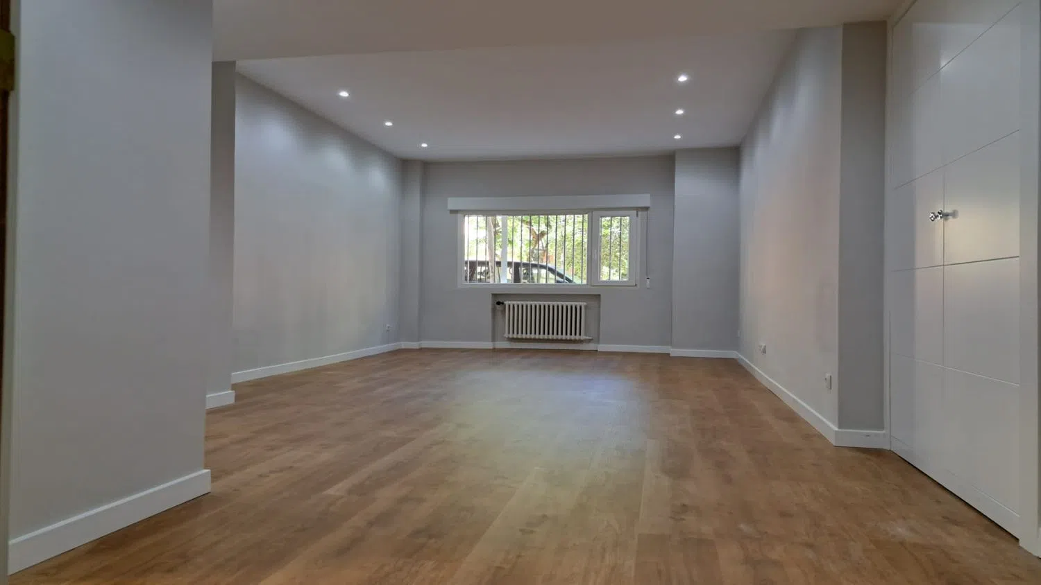 Piso en avenida del General Perón, 3 - Foto 1