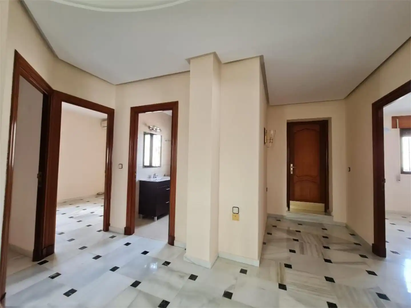 Piso en  Avenida de Álvaro Domecq 40 - Foto 7