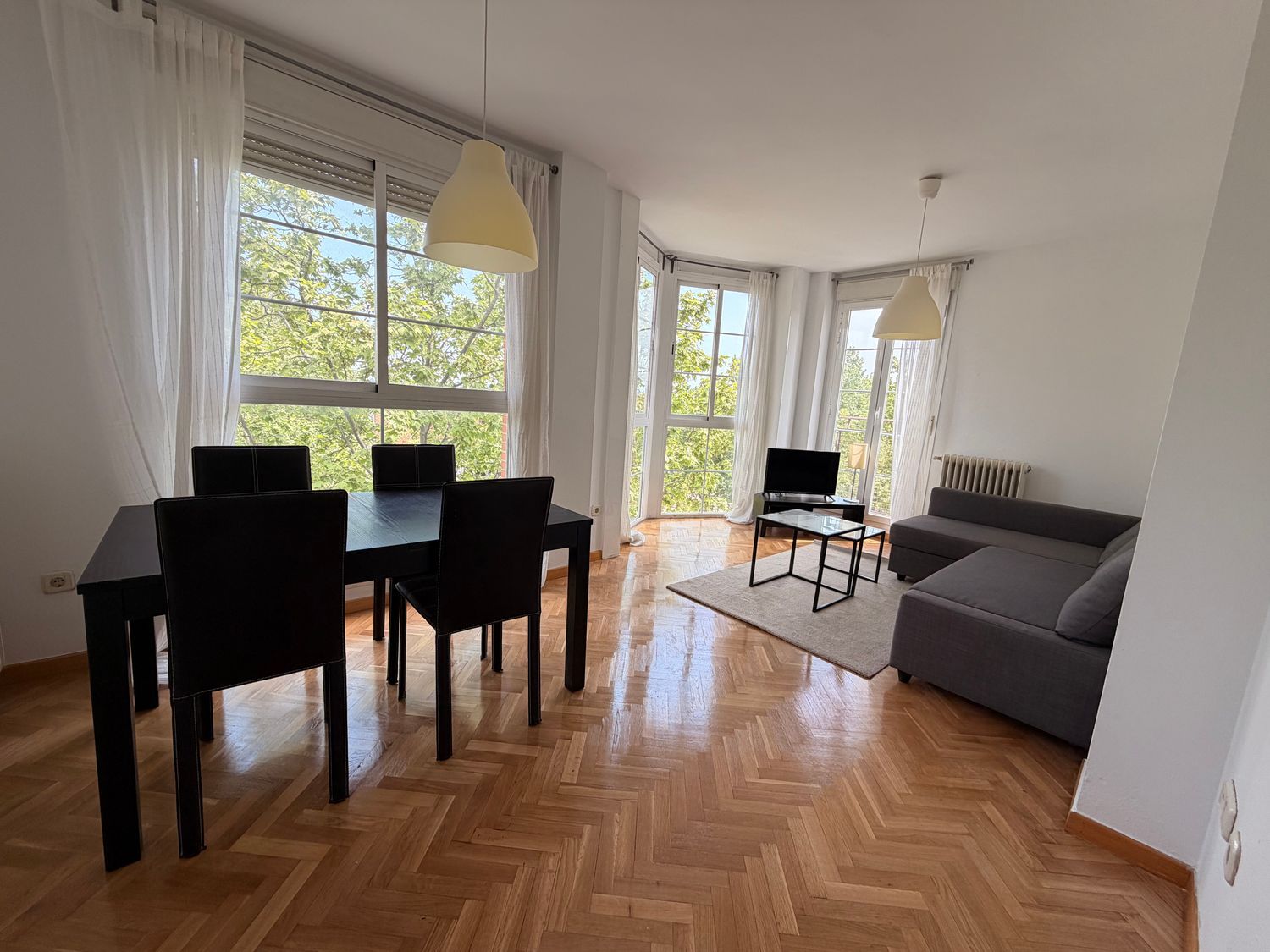 Piso en calle Bahía de Almería, 13 - Foto 3