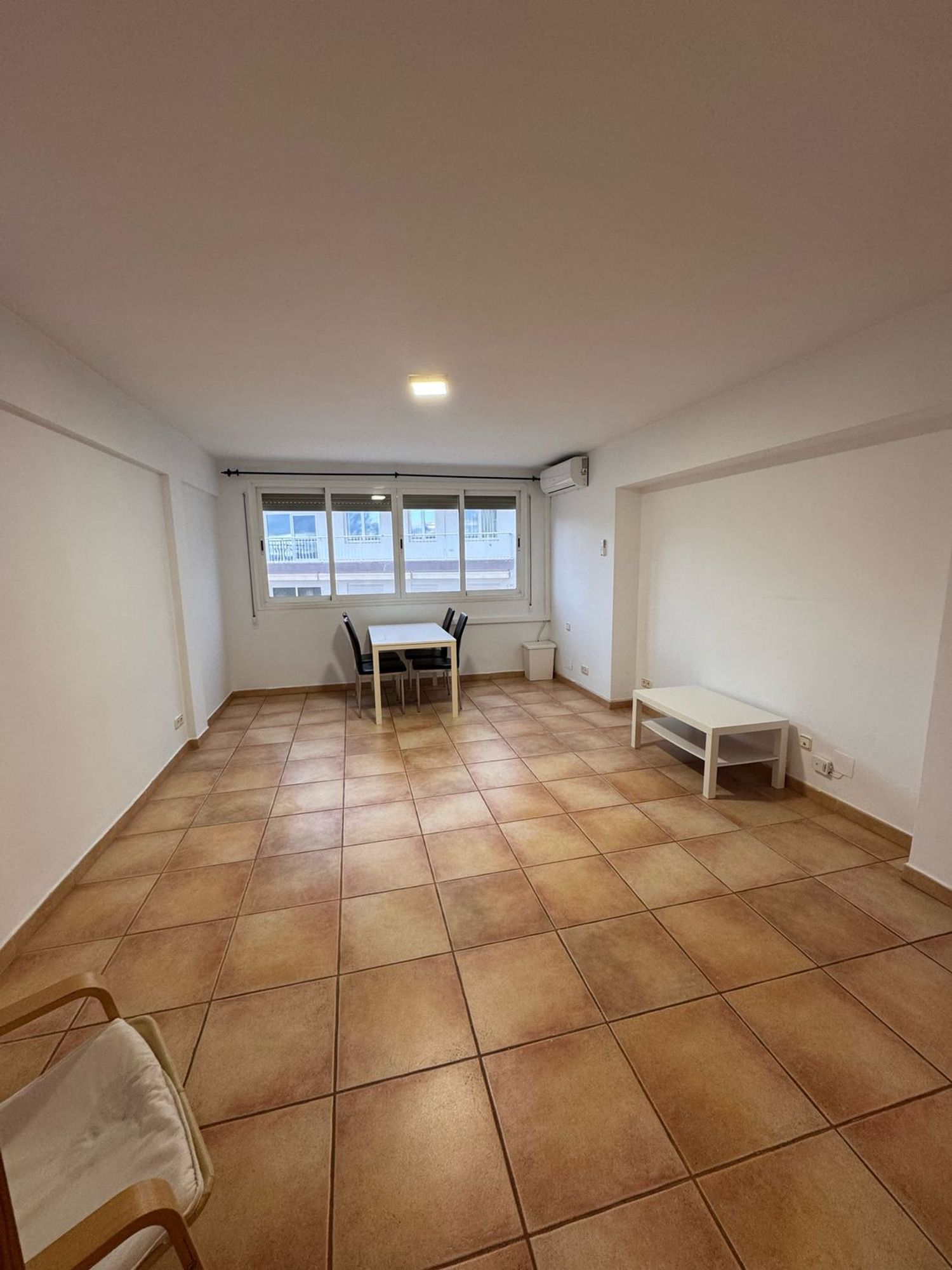 Piso en avenida de Joan Miró, 112 - Foto 2