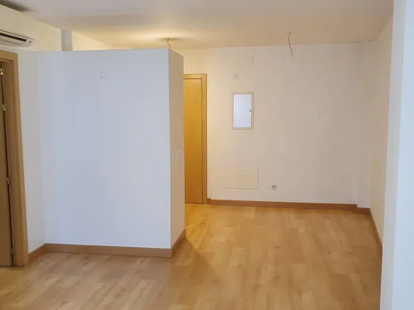 Piso en calle Santa Eduvigis, 30