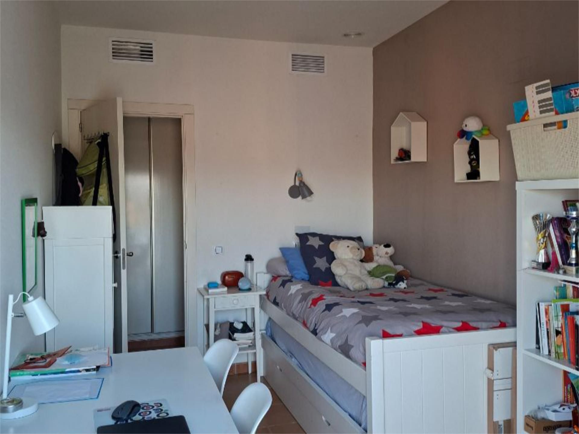 Piso en  Carrer Afrodita 6 - Foto 25