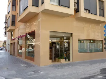Local comercial en  Carrer de Carcaixent 32 - Foto 4