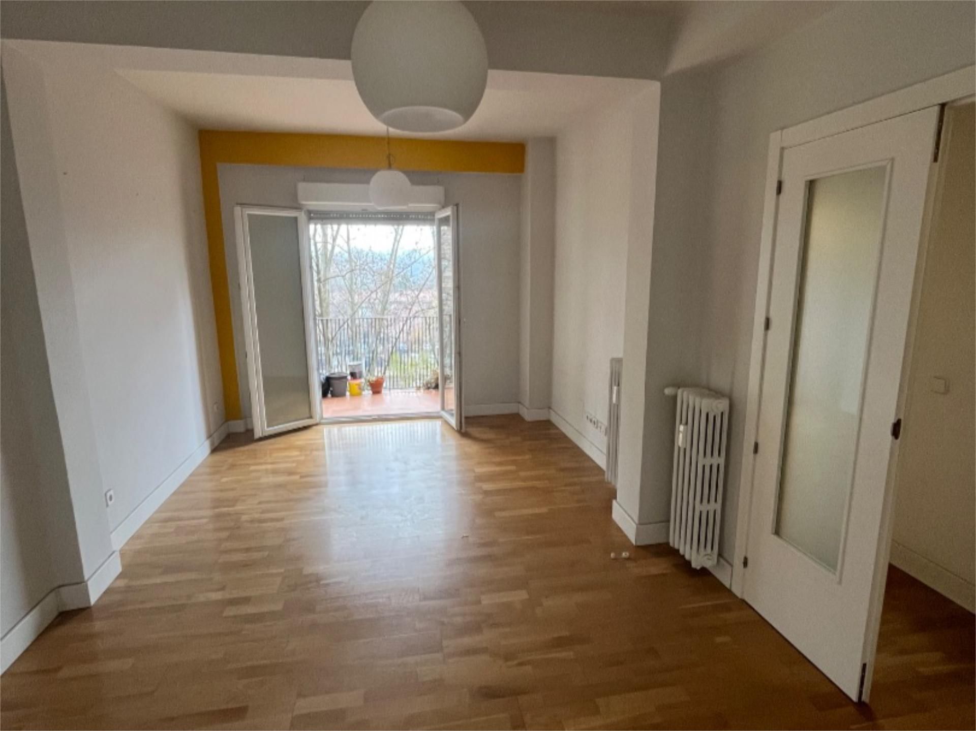 Piso en  Paseo de la Florida 43