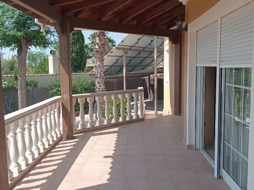 Chalet en  Carrer l'Hematites 18 - Foto 4