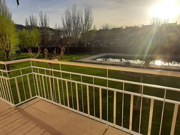 Piso en calle Playa Samil, 2