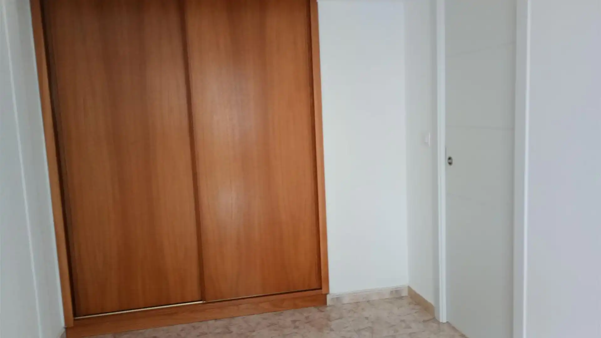 Piso en  Avenida de los Almendros 7 - Foto 8