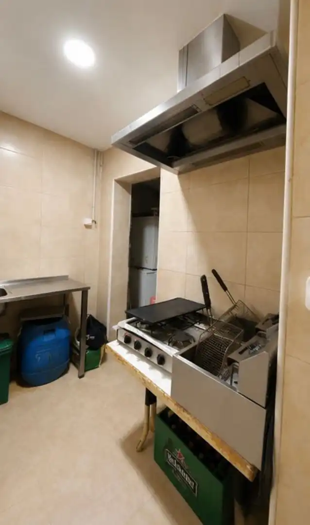 Local comercial en  Carrer de Llevant 20 - Foto 7