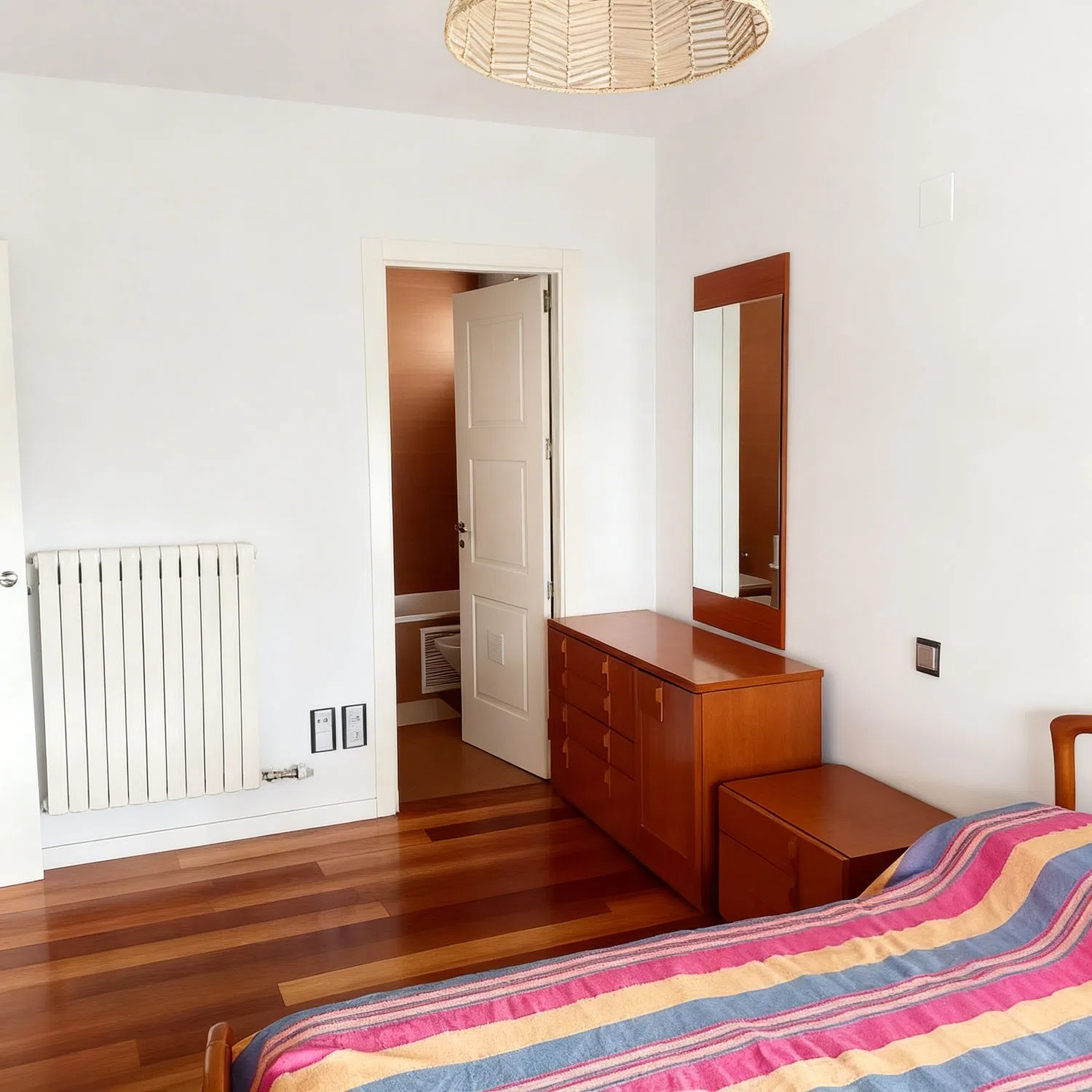 Piso en via Univérsitas, 10