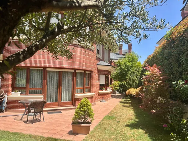 Chalet adosado en Zabalgana - Ariznabarra, Zabalgana - Ariznabarra - Foto 1