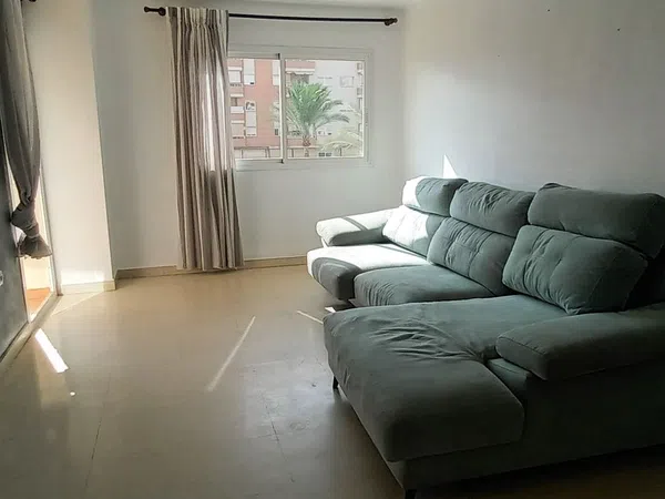 Piso en Calle Escritora Josefina Aldecoa, 3, El Consul - El Romeral - Foto 2