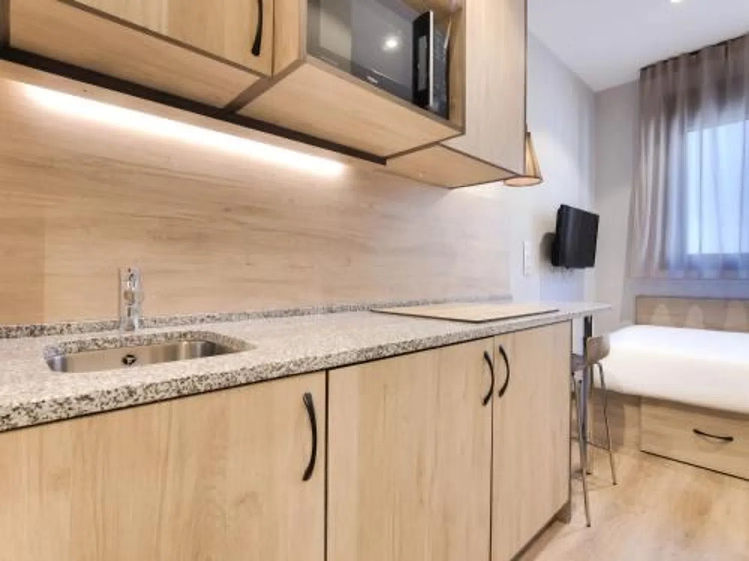 Estudio en calle Juan Gris, 9 - Foto 1