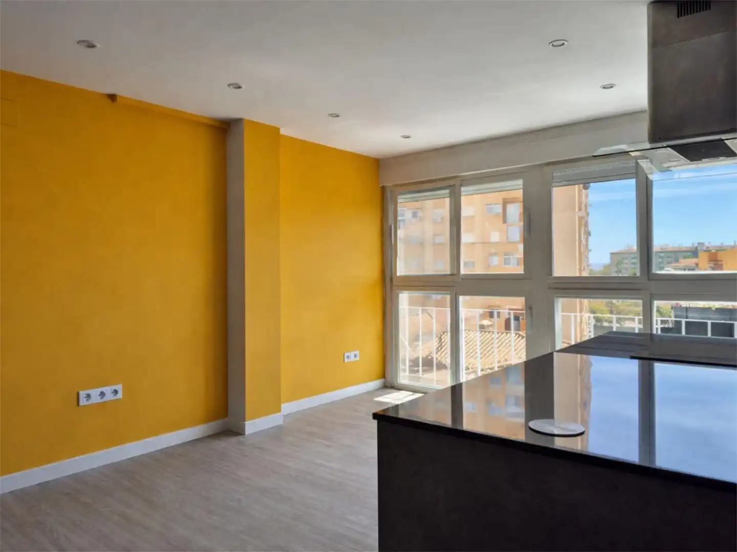 Piso en  Calle Héroe de Sostoa 83 - Foto 2
