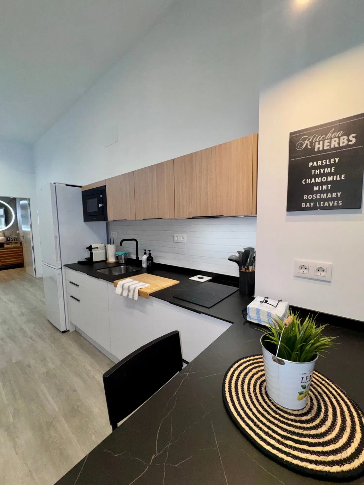 Estudio en calle Omar, 8 - Foto 11