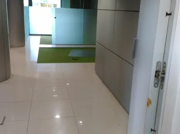 Local comercial en L'Hospitalet de Llobregat - Foto 5