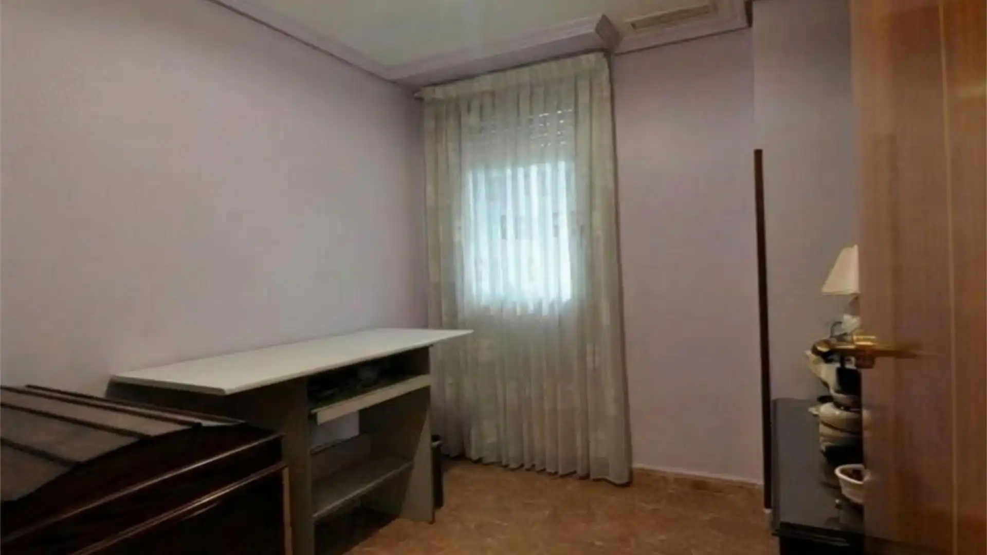 Piso en  Carrer de Carcaixent 4 - Foto 13