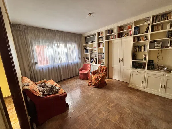 Piso en calle de San Bernardino, 4