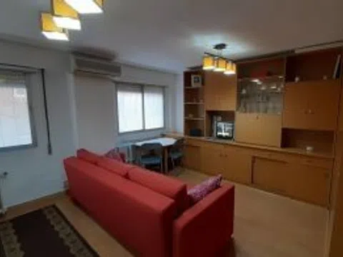 Piso en travesía de Vázquez de Mella, 1