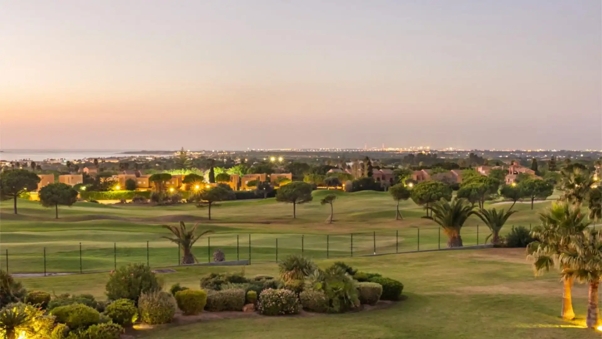 Casa adosada en  Calle Teodosio 12 - Foto 46