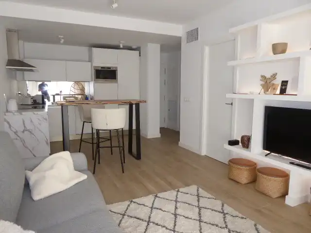 Apartamento en  Calle Antonio Jiménez Ruiz 6 - Foto 5