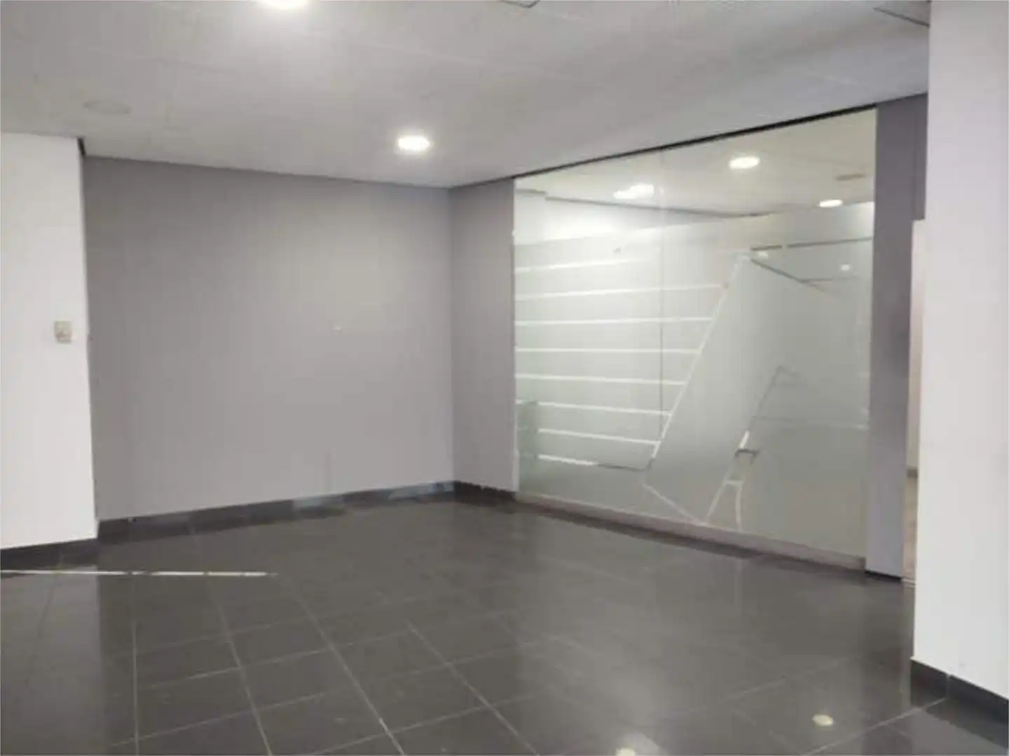 Local comercial en Centro de Gelves - Foto 3