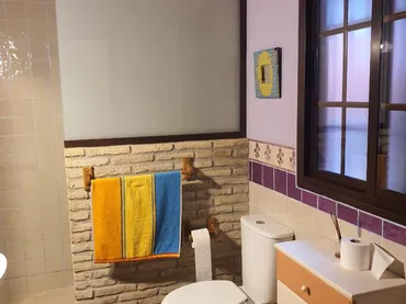 Casa adosada en  Calle Martín Ruiz 14 - Foto 3