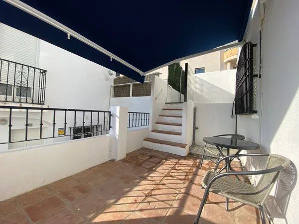 Chalet adosado en Calle Almuñécar, 71, Zona Centro Comercial Torrequebrada - Foto 8