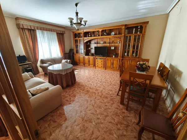 Casa o chalet independiente en Calle Quirós, 5 - Foto 1