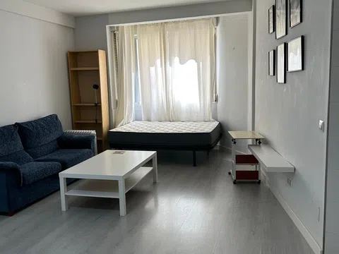 Estudio en calle de Bolivia, 36