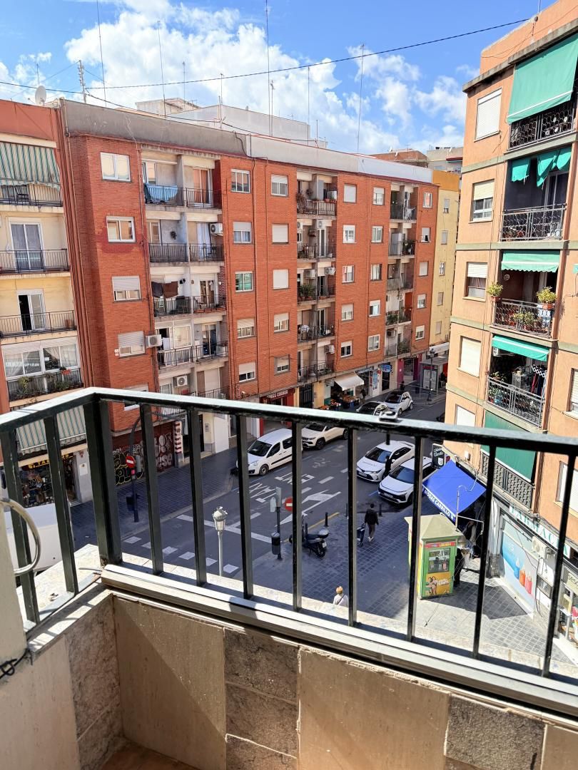 Piso en  Carrer del Brasil 24 - Foto 3