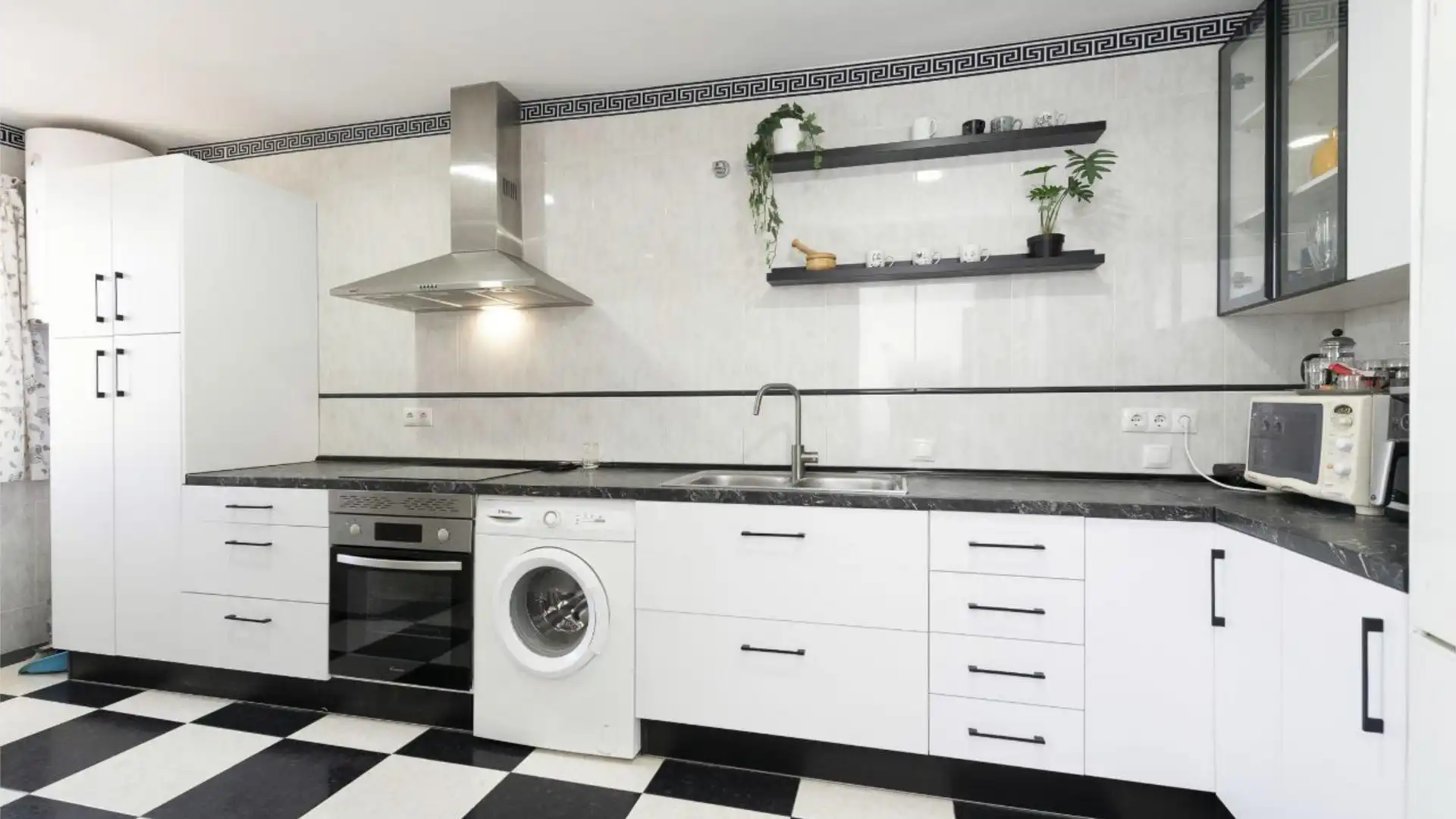 Casa adosada en  Calle Picadero 20 - Foto 6