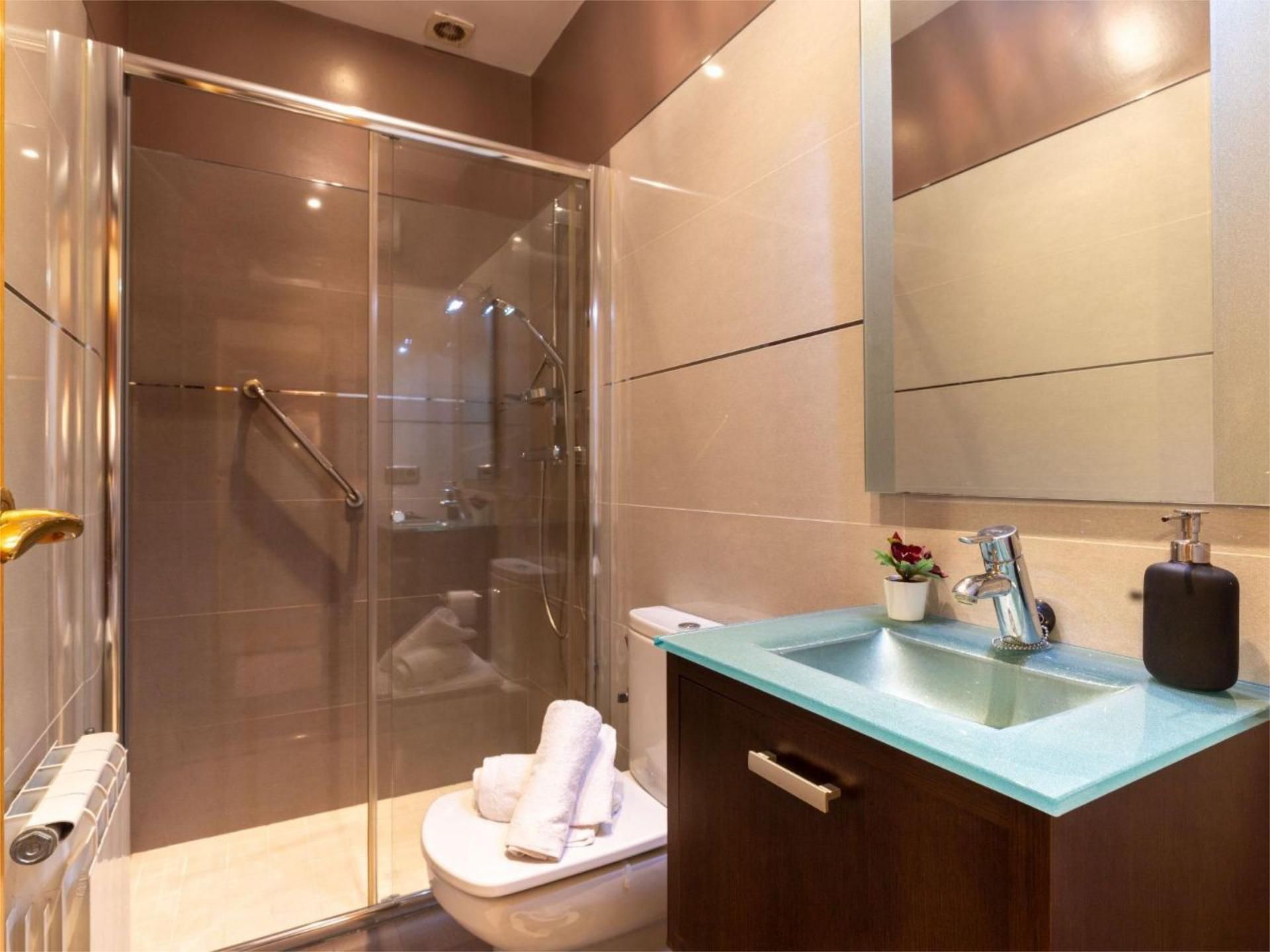 Piso en  Carrer de Galileu 341 - Foto 5