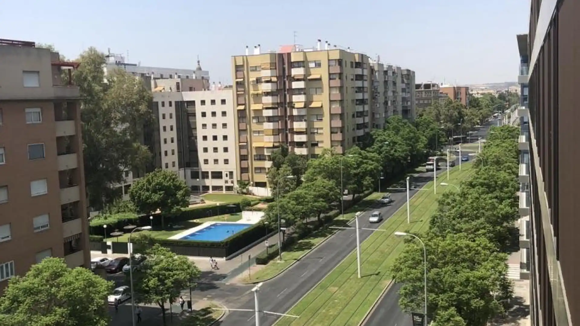 Piso en  Avenida de la Buhaira 30 - Foto 4