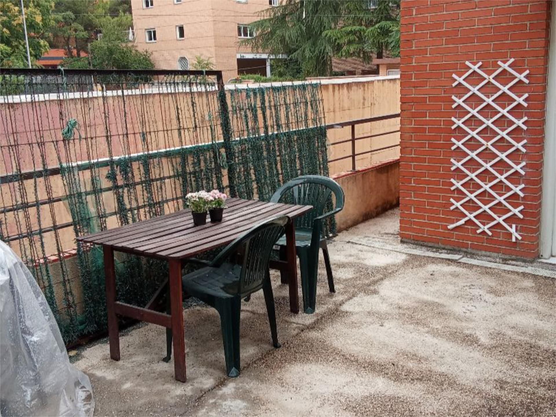 Apartamento en  Calle de José María Cavero 11