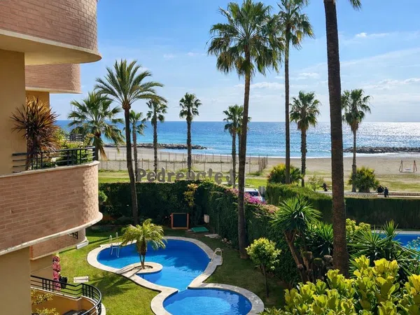 Piso en calle Bolivia, 159 - Foto 1