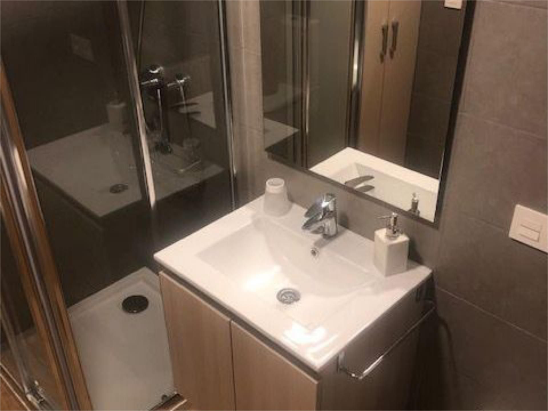 Piso en  Avenida de la Ilustración 115 - Foto 9