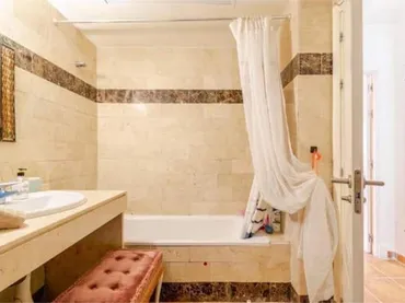 Apartamento en Benahavis - Foto 4