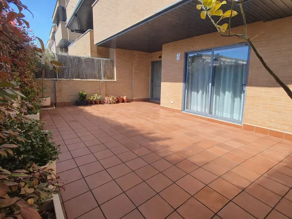 Piso en calle Mercedes Formica, 1 - Foto 2