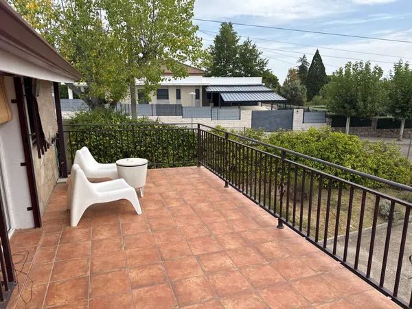 Chalet adosado en Calle León, 4 - Foto 4