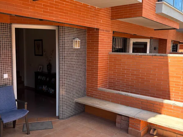 Chalet adosado en Calle de los claveles, 10 - Foto 2