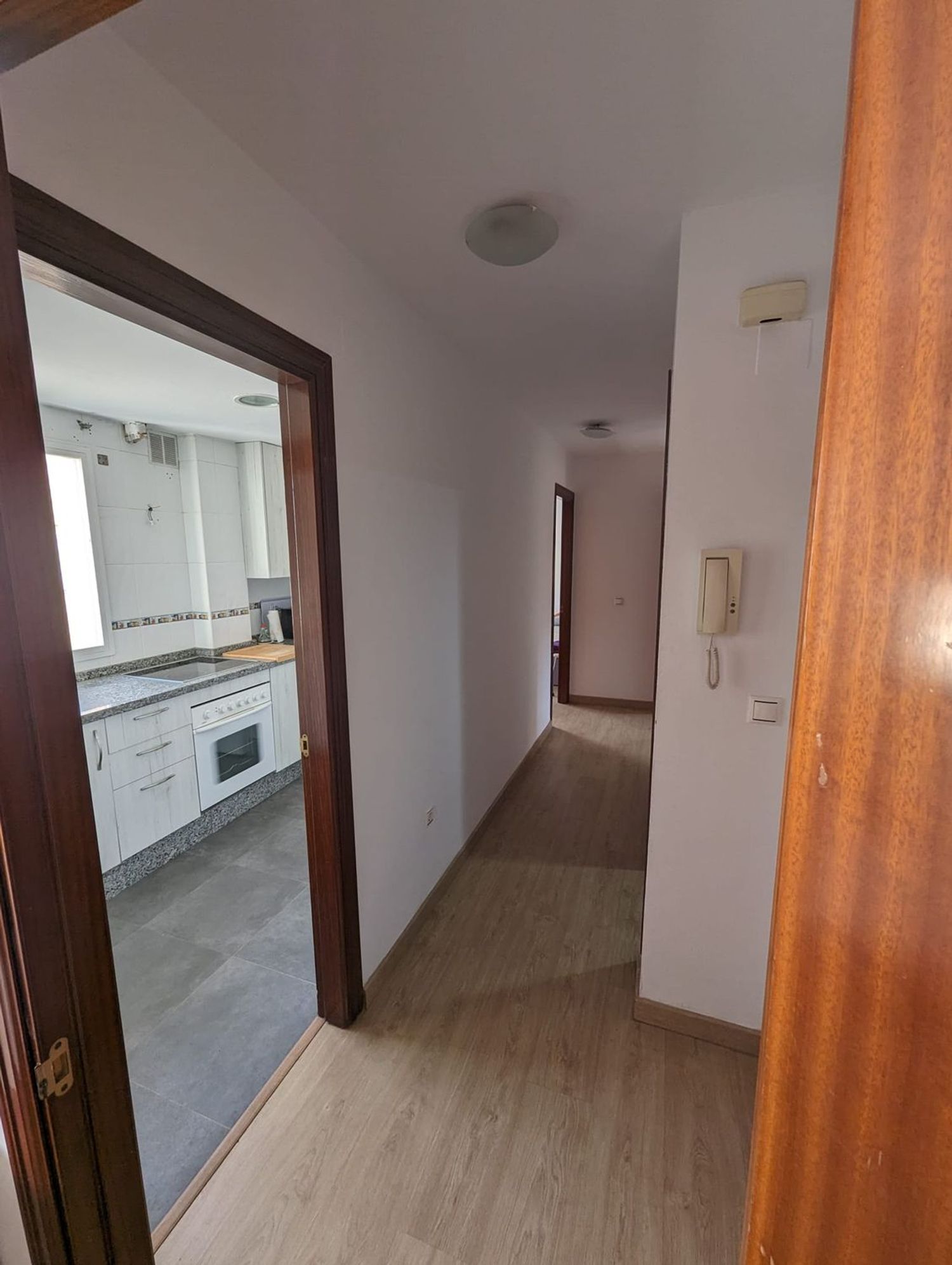 Piso en Calle Héroe de Sostoa, 136 - Foto 3