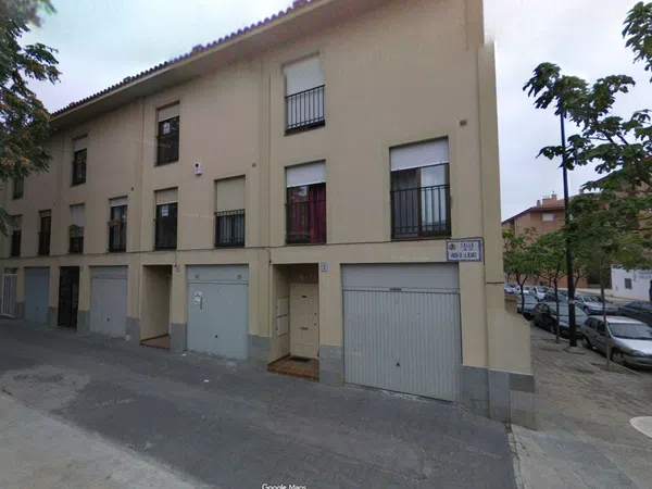 Chalet adosado en calle de la Virgen de la Blanca, 4 - Foto 2