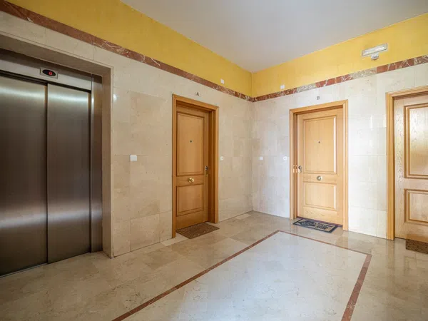 Piso en avenida de la Ilustración, 95 - Foto 19